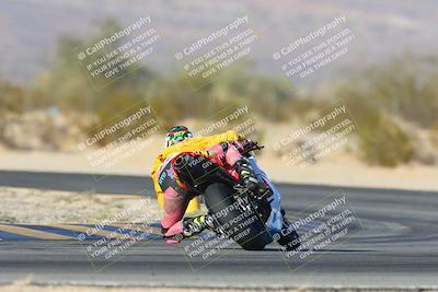 media/Jan-11-2025-CVMA (Sat) [[ddeb3f563a]]/Race 10-Amateur Supersport Middleweight/